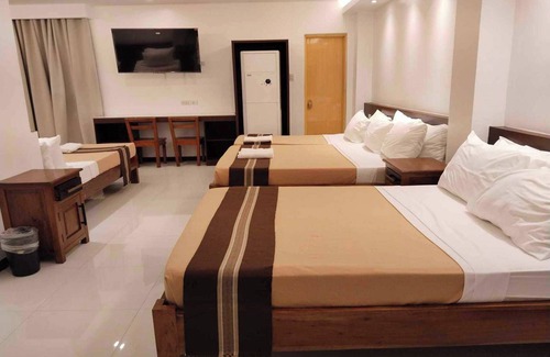 Vigan Hotel | Hotel Lapira