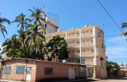 La Penita de Jaltemba Hotel | Hotel las cúpulas