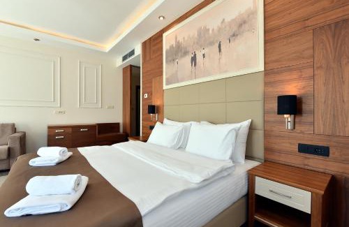 Podgorica Hotel | Hotel Lazaro