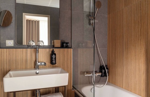 Quartier Saint-Georges Hotel | Hotel Le Cardinal
