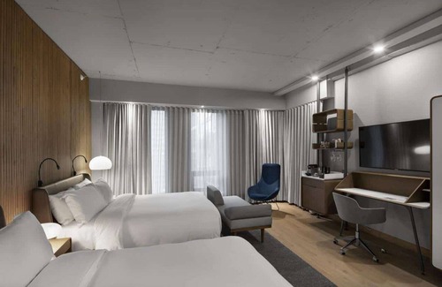 Downtown Montreal Hotel | Hotel Le Germain Montreal