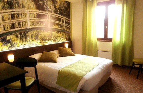 Digoin Hotel | Hotel Le Merle Blanc