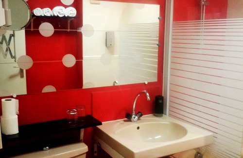 Digoin Hotel | Hotel Le Merle Blanc