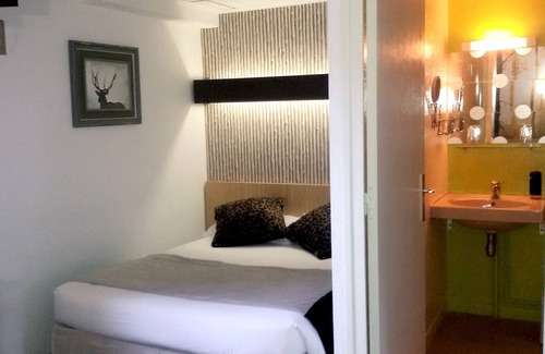 Digoin Hotel | Hotel Le Merle Blanc