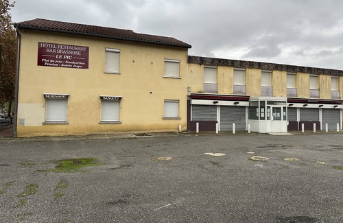 Croix de Pierre Hotel | Hotel le pic