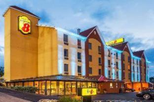 Pigeon Forge Hotel | Hotel LeBlanc Best Western Signature Collection
