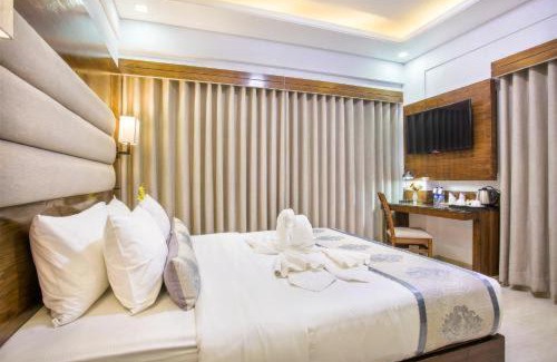 D.H.A. House | Hotel Legacy Karachi