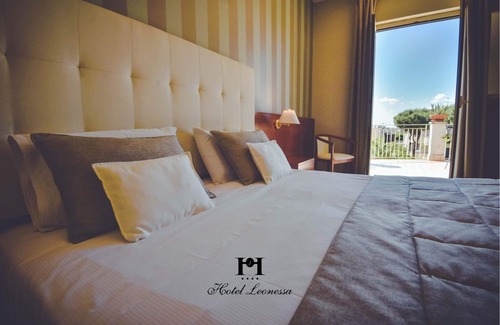 Volla Hotel | Hotel Leonessa