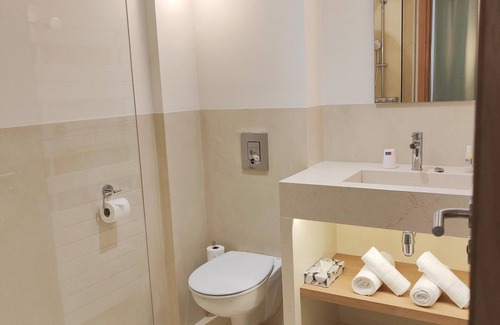 Sainte-Marie-de-Re Hotel | Hotel Les Grenettes