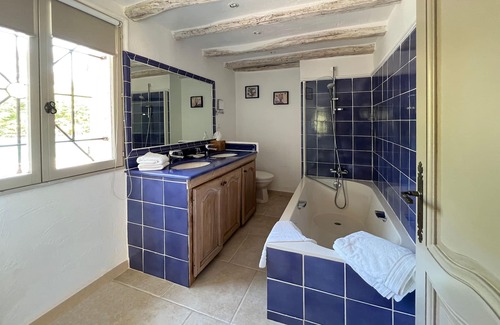 Saint-Paul-de-Vence Hotel | Hotel Les Messugues
