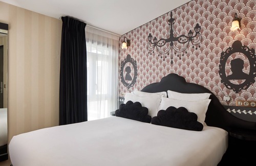 Strasbourg -Saint-Denis Hotel | Hotel Les Théâtres