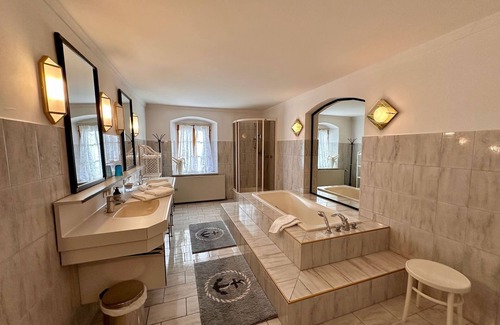 Nussdorf am Attersee House | Hotel Lexenhof - Family room comfort