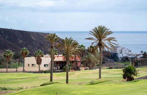 Morro Jable Hotel | Hotel LIVVO Jandía Golf