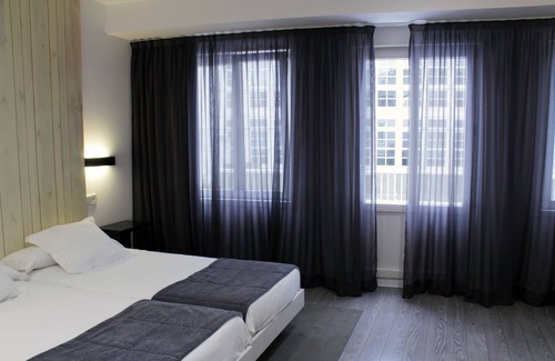 La Coruna Bed & Breakfast | Hotel Lois