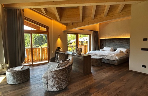 Madonna di Campiglio Hotel | HOTEL LORENZETTI