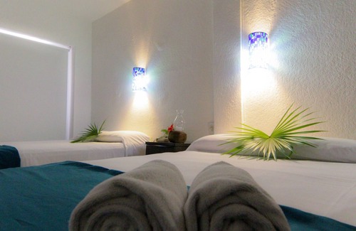 Las Playas Hotel | Hotel Los Flamingos