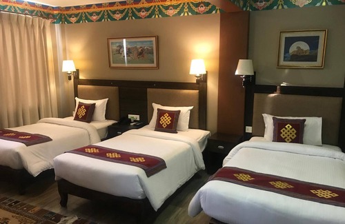 Boudhha Hotel | Hotel Lotus Gems