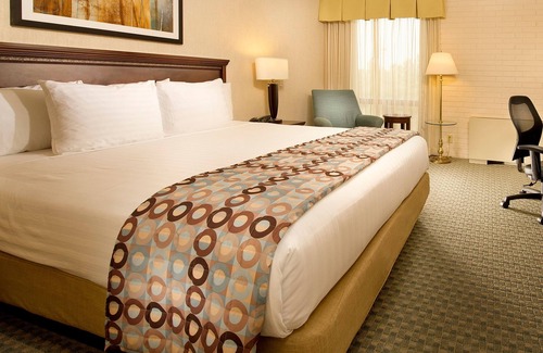 Kansas City Hotel | Hotel Lotus Kansas City Stadium