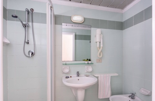 Alba Hotel | Hotel Luana