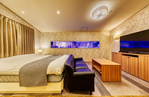 Miyakojima Hotel | HOTEL LUNA MODERN Sakuranomiya (Adult Only)