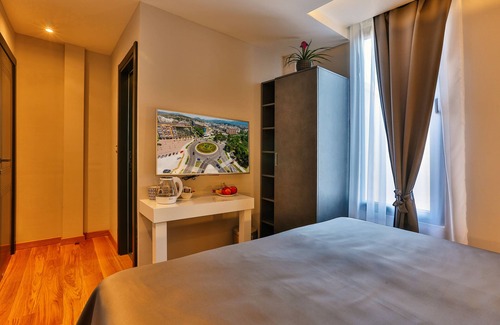 Podgorica Hotel | Hotel M