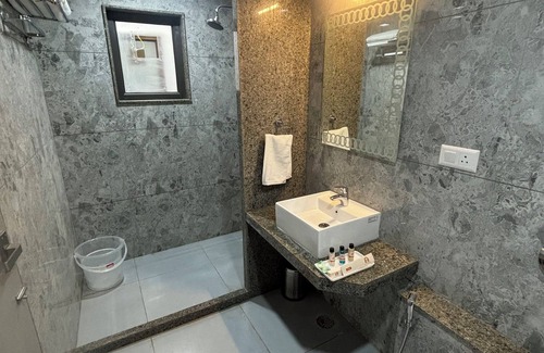 Jaisalmer Hotel | Hotel M R Paradise
