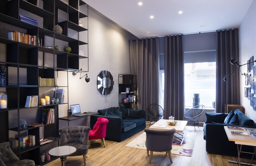 Saint-Vincent-de-Paul Hotel | Hotel Mademoiselle