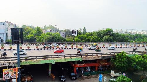 Lajpat Nagar Hotel | Hotel Maharaja Inn - Lajpat Nagar I