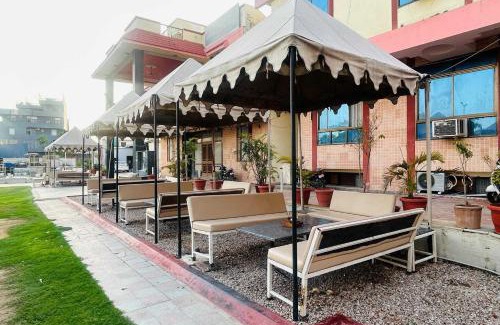 Jaipur Hotel | Hotel Maharani Resort & Bar near Jaipur Airport