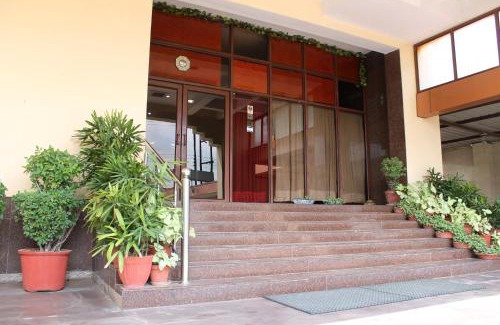 Ghaziabad Hotel | Hotel Maiden Residency