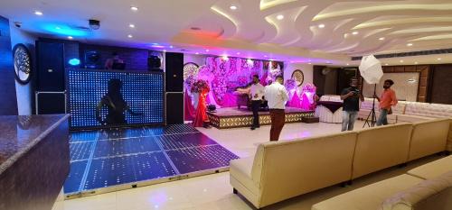 Amritsar Hotel | Hotel Makhan Residency