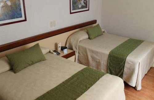 Cuauhtemoc Hotel | Hotel Manalba