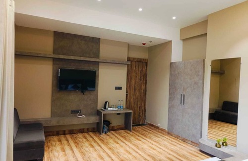 Udaipur Resort | Hotel Maple Residence