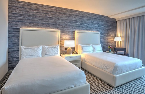 Central Beach Resort | Hotel Maren Fort Lauderdale Beach, Curio Collection by Hilton