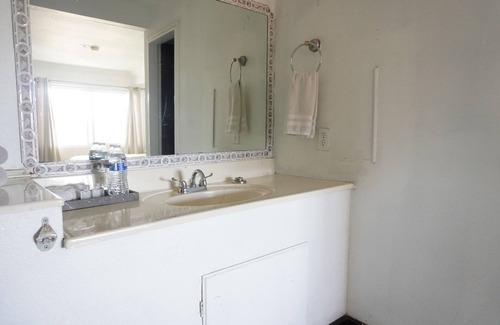 San Quintin Hotel | Hotel Maria Celeste
