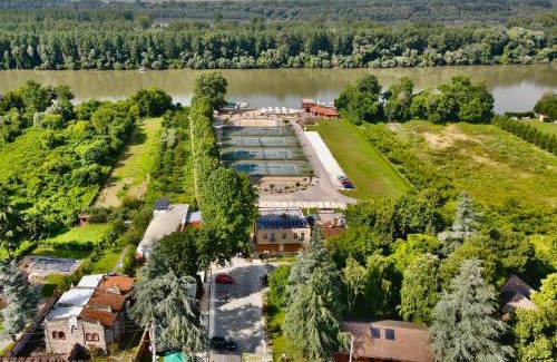 Mladenovac Hotel | Hotel Marina Agreena