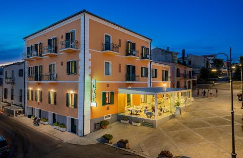 Santa Teresa di Gallura Hotel | Hotel Marinaro