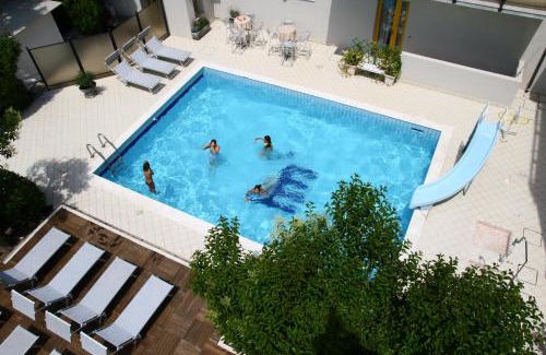 Fogliano Marina Hotel | Hotel Marzia con Piscina