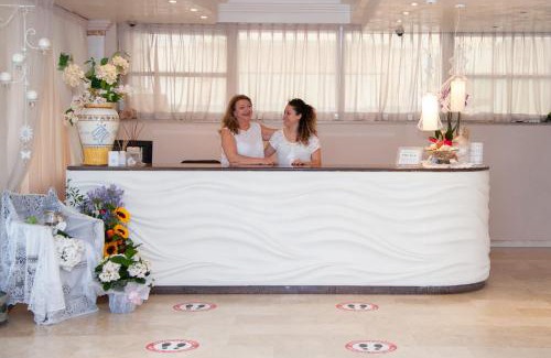 Fogliano Marina Hotel | Hotel Mauritius Sentirsi come a Casa