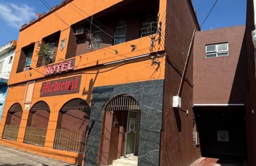 Zona Leste Hotel | HOTEL MEDIEVAL
