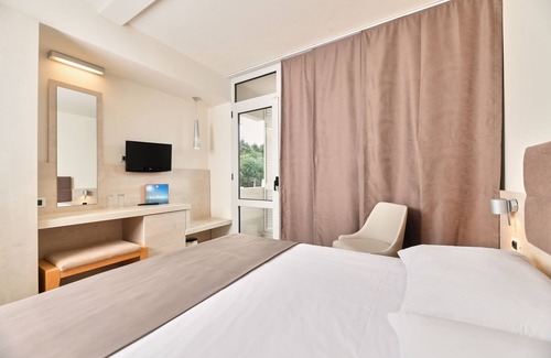 Porec Hotel | Hotel Mediteran Plava Laguna