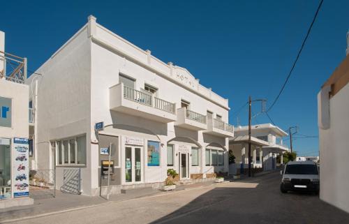 Adamas Hotel | Hotel Meltemi