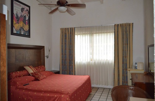 Romantic Zone Hotel | Hotel Mercurio - Caters to Gay Men