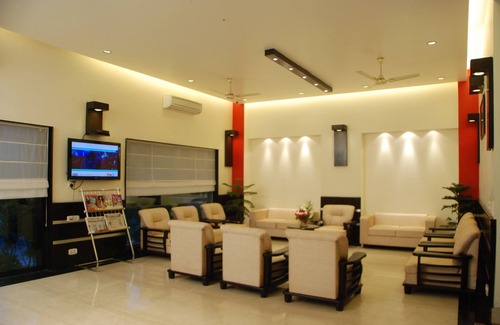 Greater Kailash Hotel | Hotel Meridian Plaza