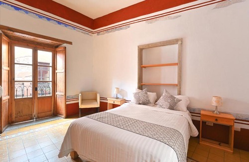 Zona Centro Hotel | Hotel Meson Cuevano
