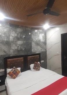 Kalkaji Bed & Breakfast | Hotel Metro Residency Kalkaji