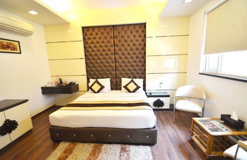 Karol Bagh Hotel | Hotel Metro View