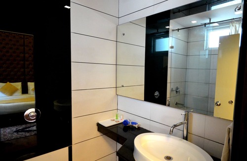 Karol Bagh Hotel | Hotel Metro View