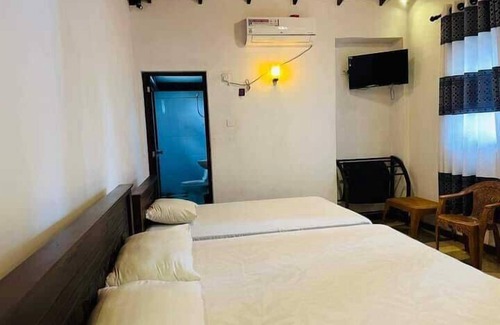 Anuradhapura Hotel | Hotel Miami