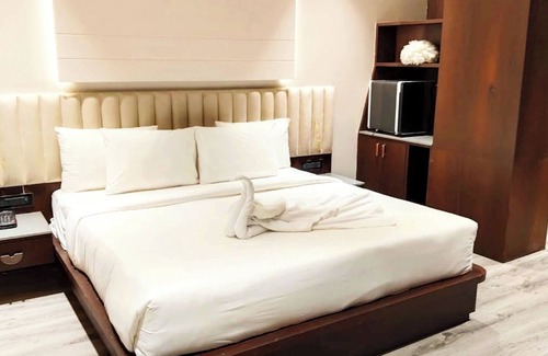 Mathura Hotel | Hotel Midas Inn Mathura